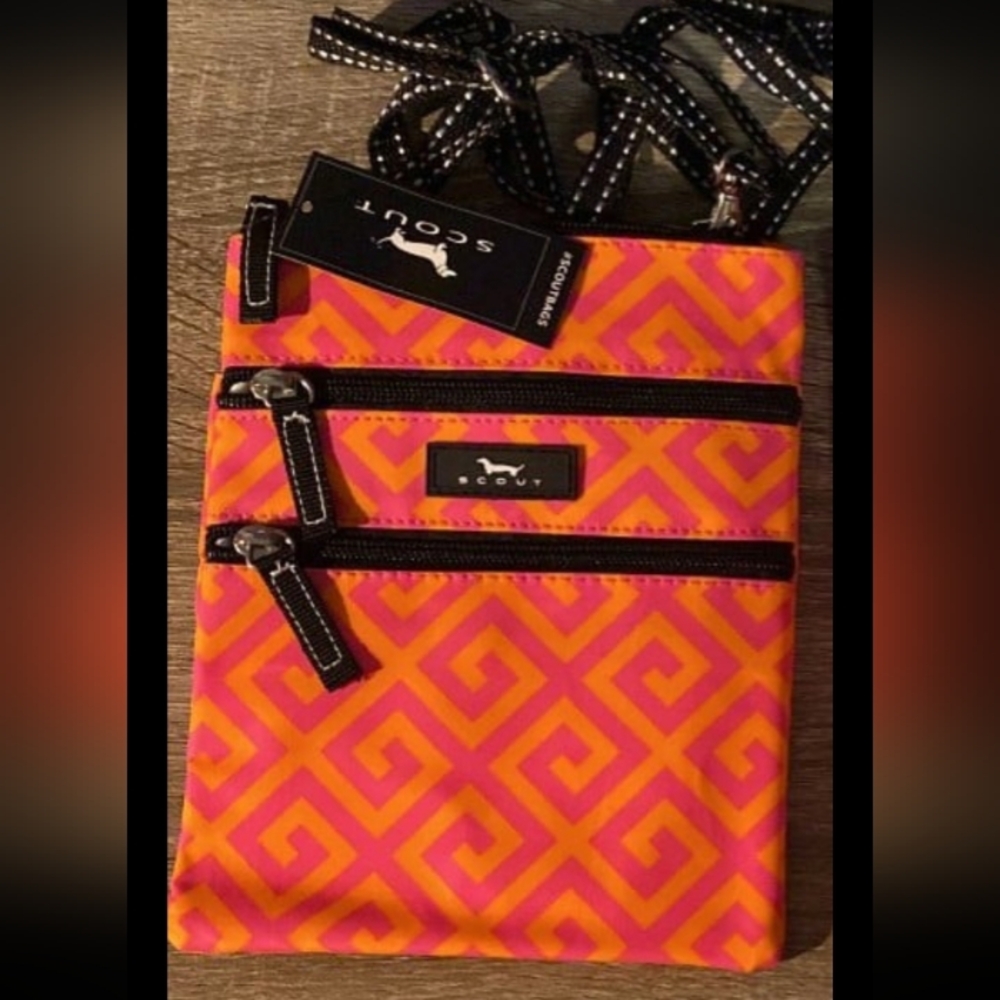 Scout -Sally Go Lightly Crossbody/Bag (Orange/Pink)